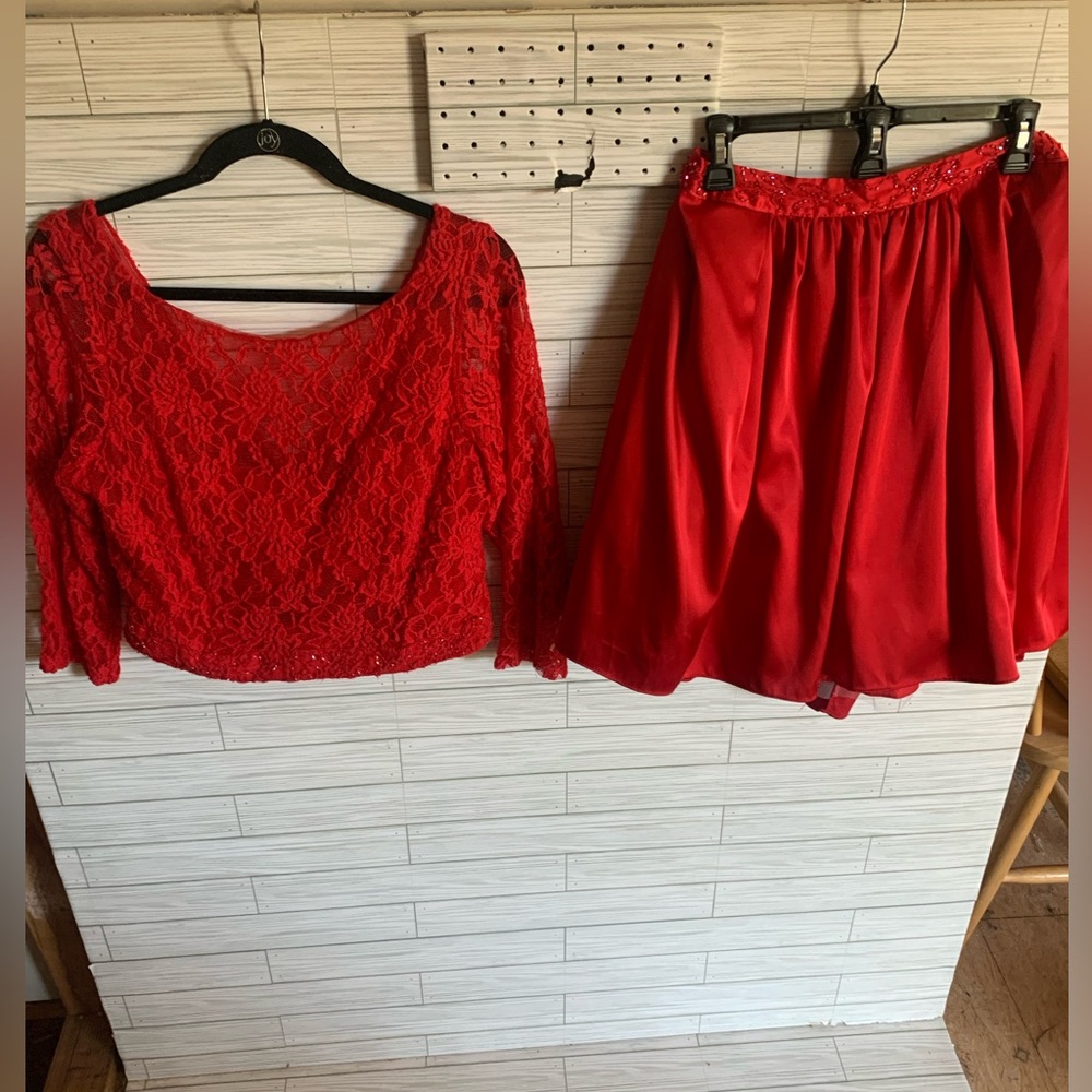 Narianna Red Lace Crop Top and Red Skirt Set - Women Skirt w/ bead detail
